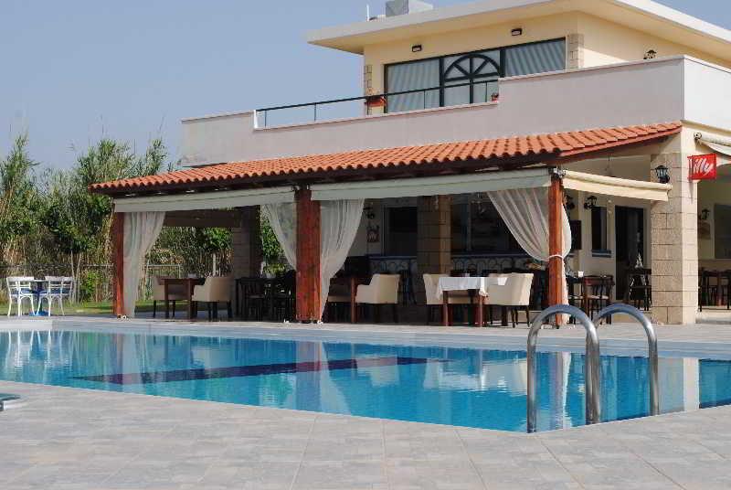 Mediterranean Hotel & Apartments Kissamos Exterior photo