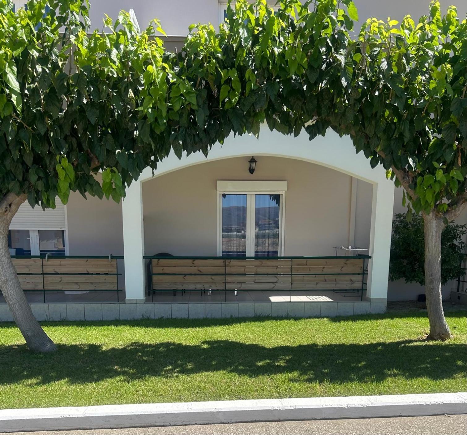 Mediterranean Hotel & Apartments Kissamos Exterior photo