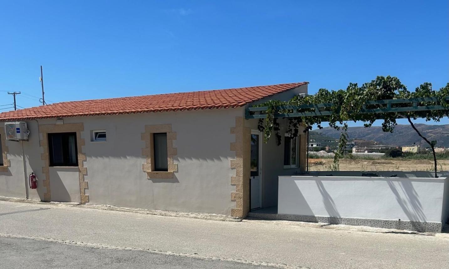 Mediterranean Hotel & Apartments Kissamos Exterior photo