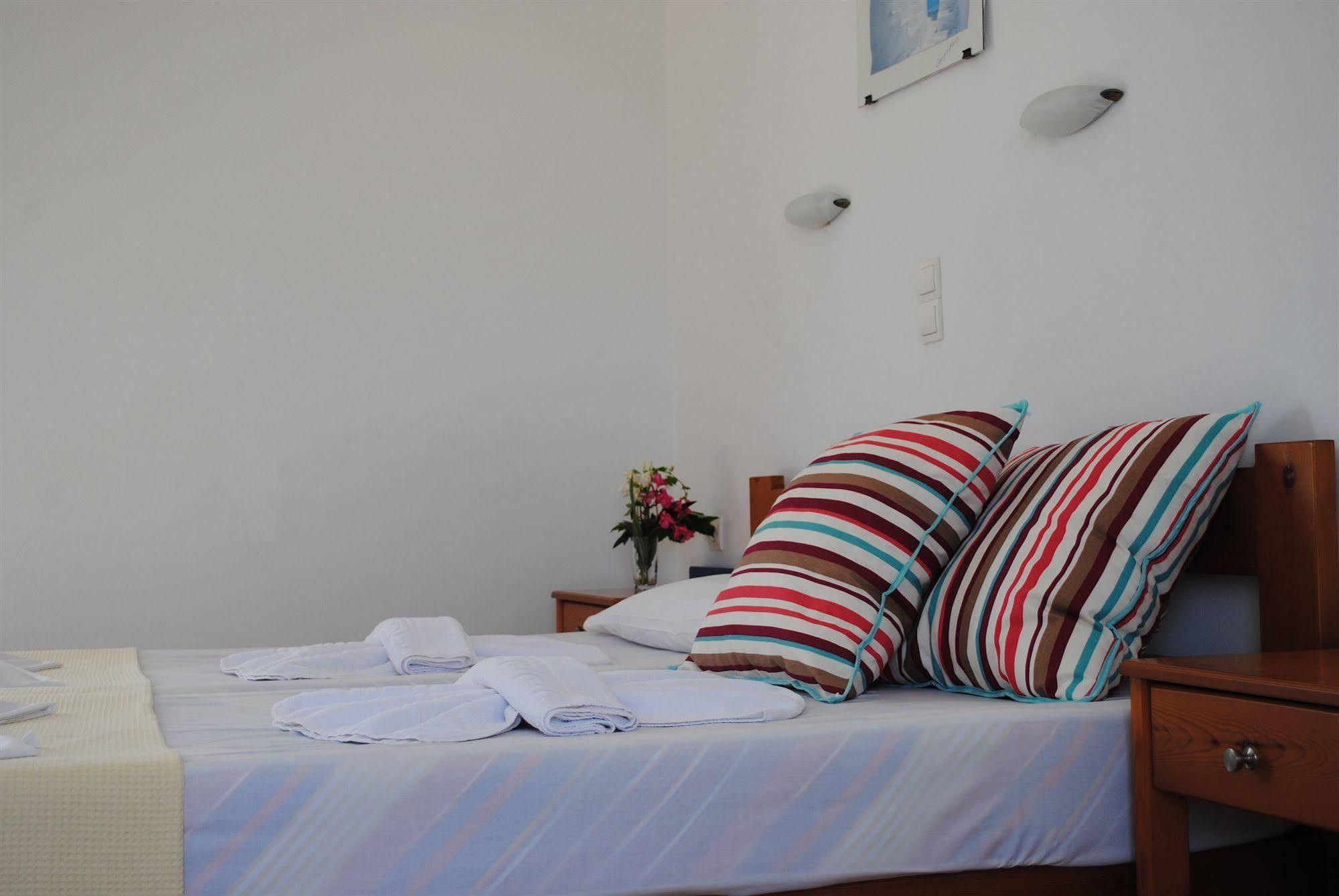 Mediterranean Hotel & Apartments Kissamos Exterior photo