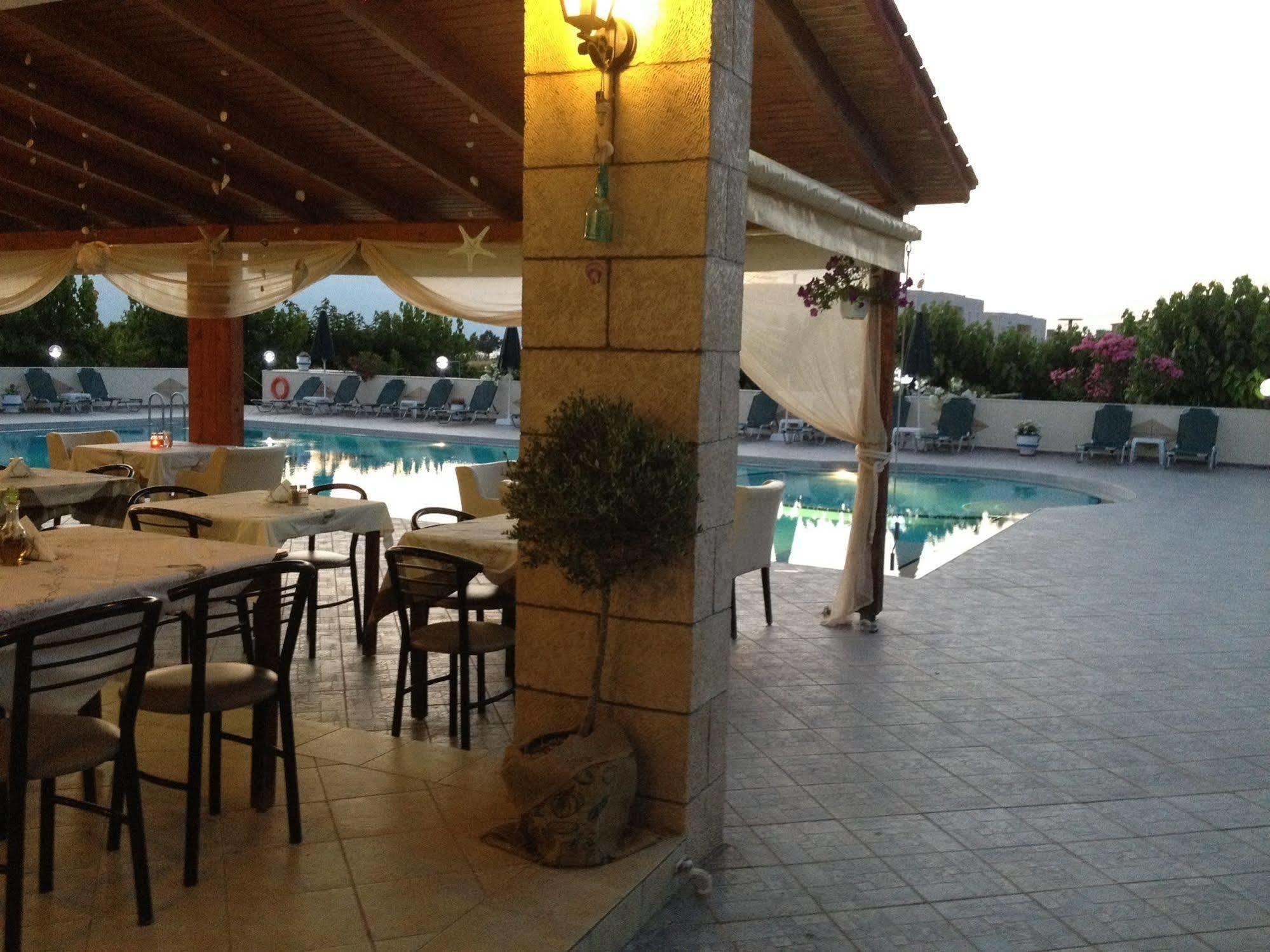 Mediterranean Hotel & Apartments Kissamos Exterior photo
